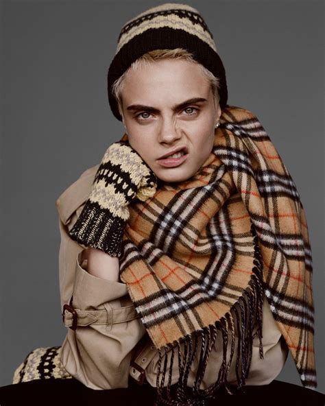 cara delevingne burberry anzug|Cara Delevingne Wears Burberry’s Luxe Outerwear in New Ad.